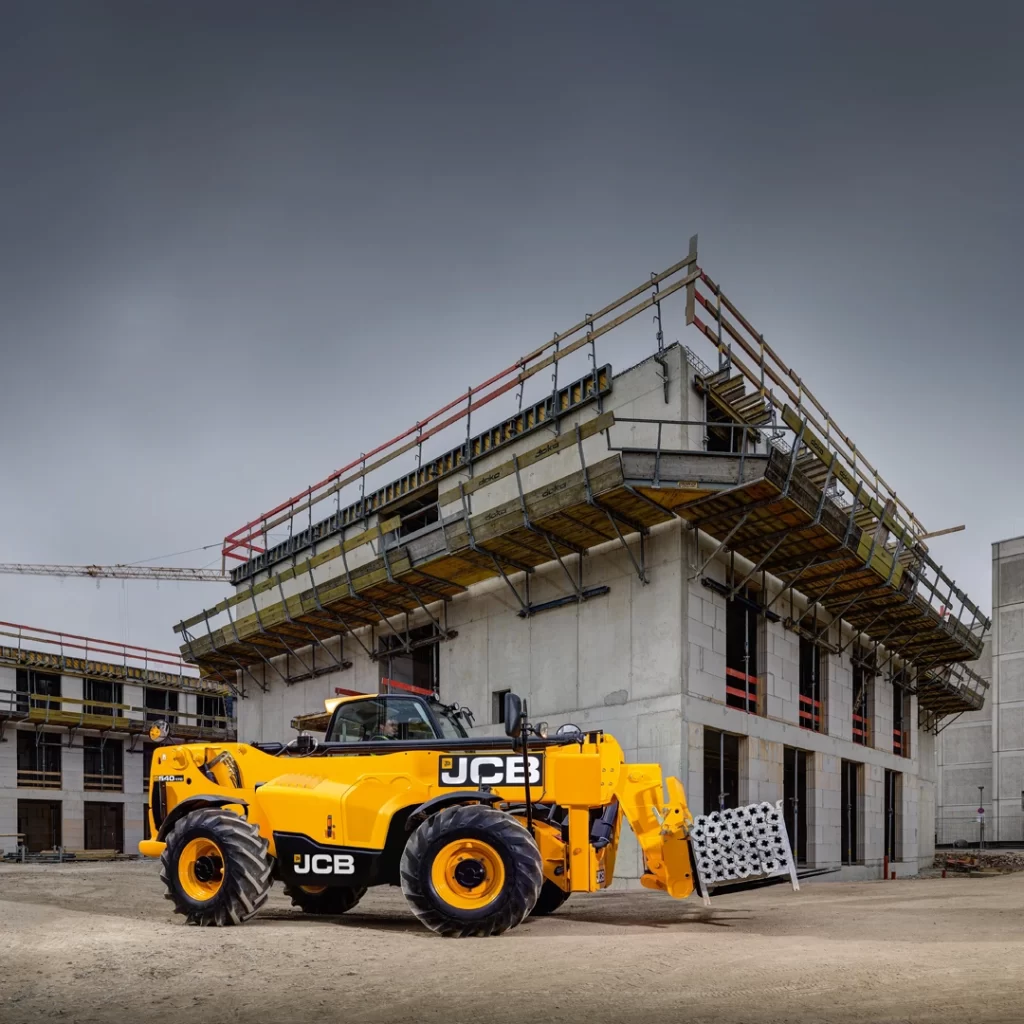 Telehandler JCB 4000kg 13m JCB540-170 vista action 001